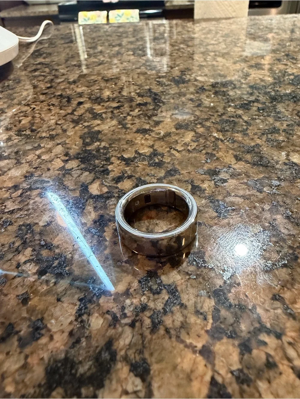 Oura Polished Silver Faceted Band